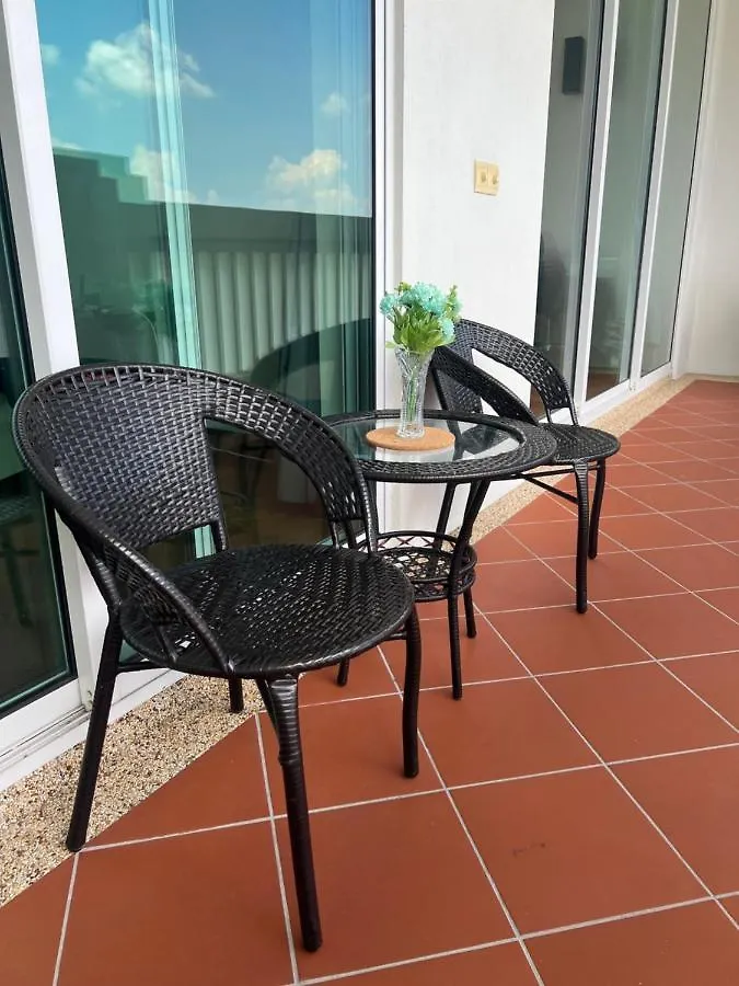 2Beds Seaview Straits Quay Comes With Carpark And Hothub Bagan Jermal