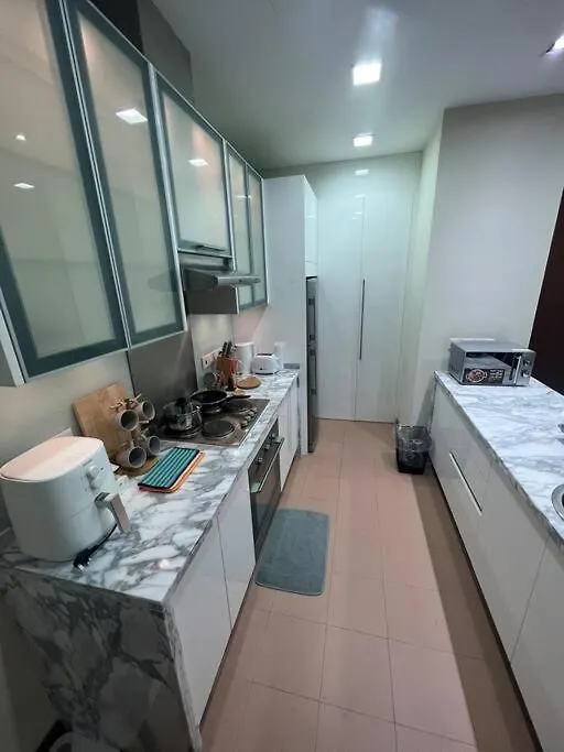 2Beds Seaview Straits Quay Comes With Carpark And Hothub Bagan Jermal 말레이시아